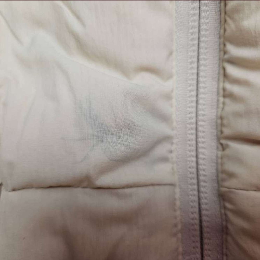 Columbia Medium Women's Cream Puffer Vest Down Filled NWT - Picture 3 of 16